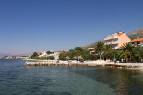 Apartments by the sea Podstrana, Split - 8677
